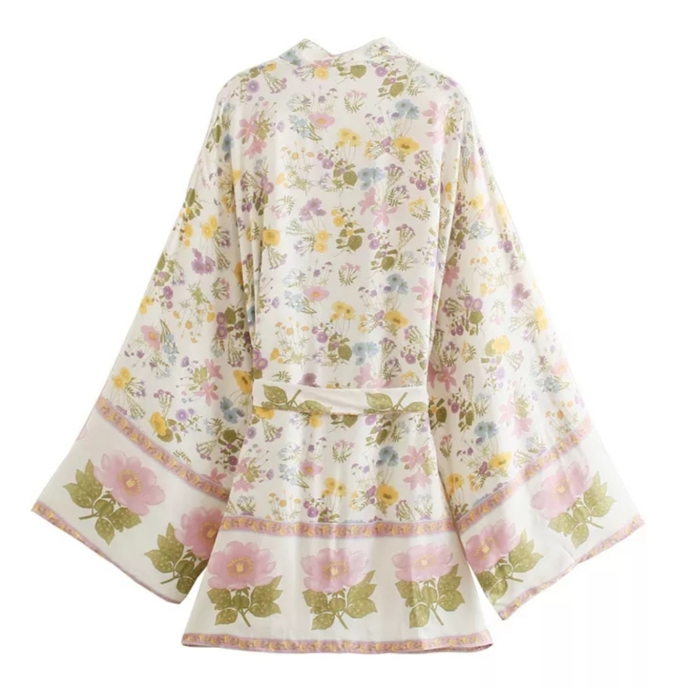 White Floral Short Cotton Kimono with Sash - Picture 2 of 14
